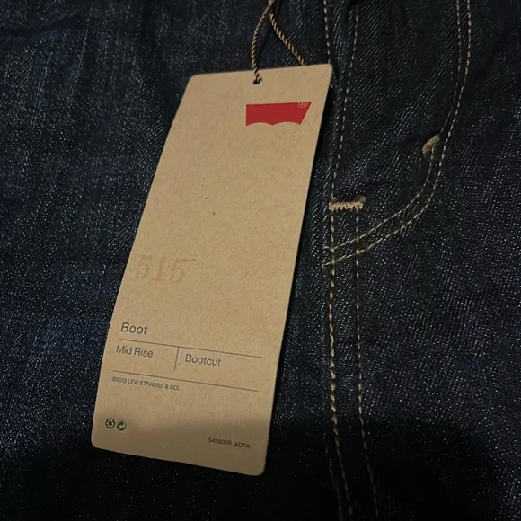 NWT Levi’s Jeans - Picture 3 of 5